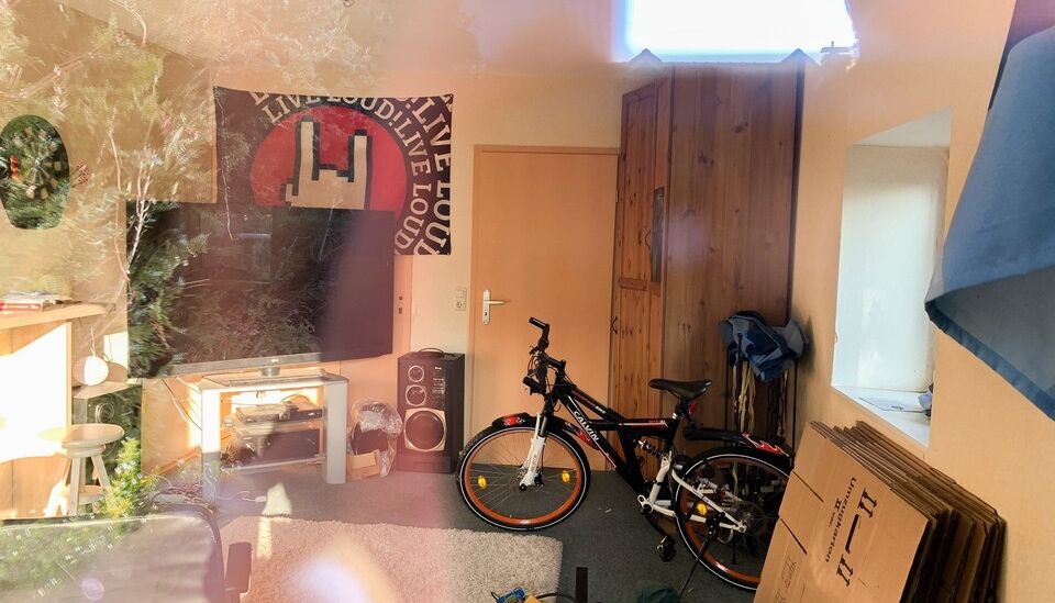 "Garage"